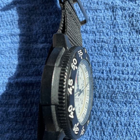 Luminox Navy Seal Watch - Picture 3 of 11
